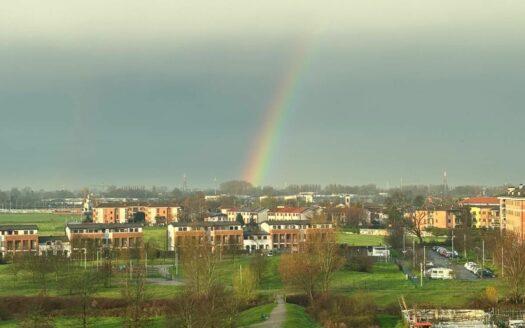 ATTICO BILOCALE ARREDATO ULTIMO P. – VISTA PARCO, ROZZANO